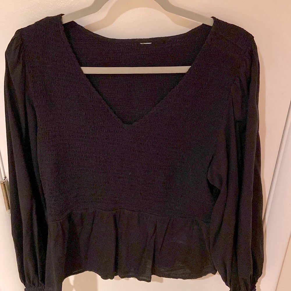 Black peplum Old Navy long- sleeved top size XL
